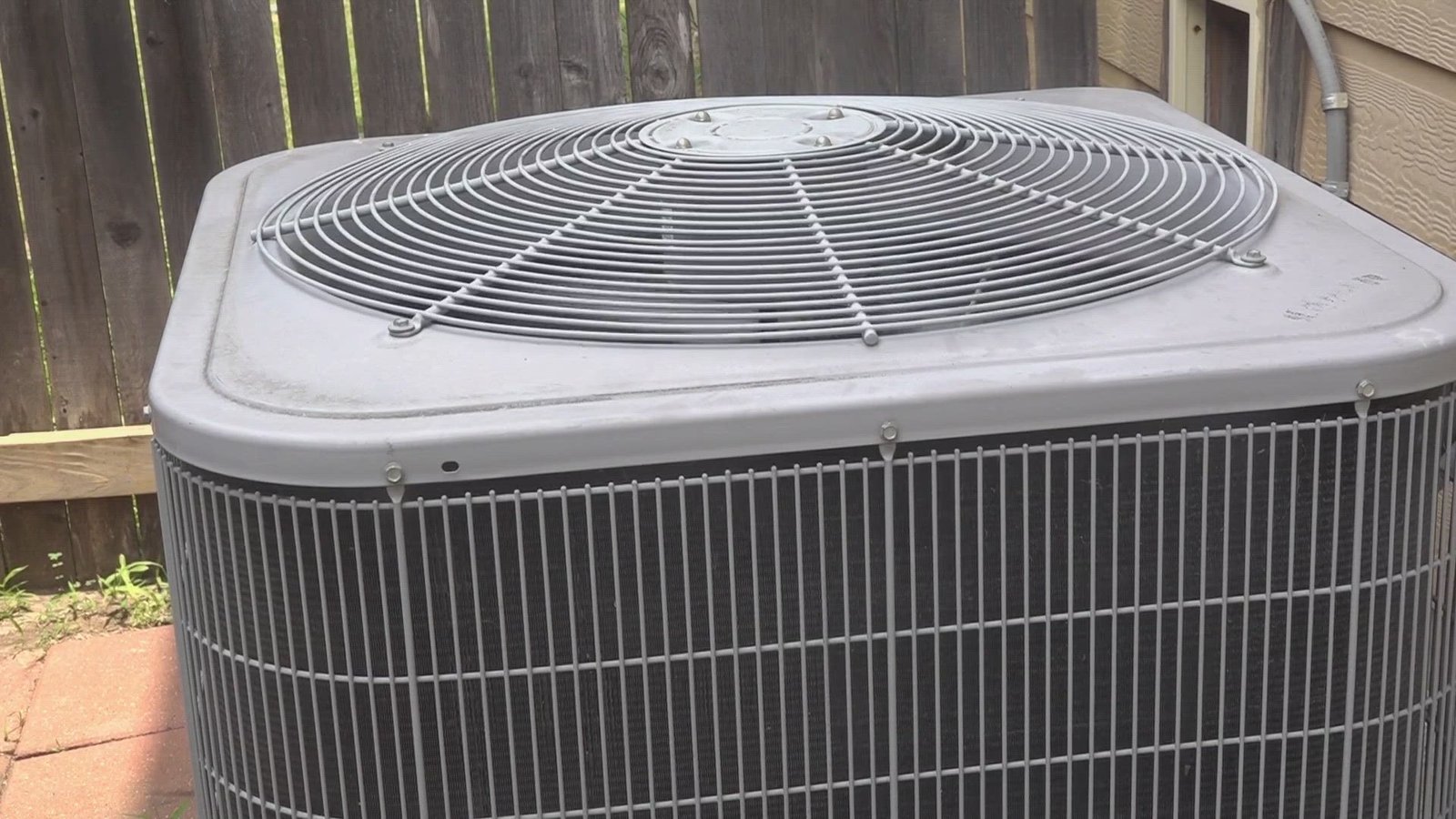 Broken AC in North Carolina? Here's What Renters and Workers Should Know