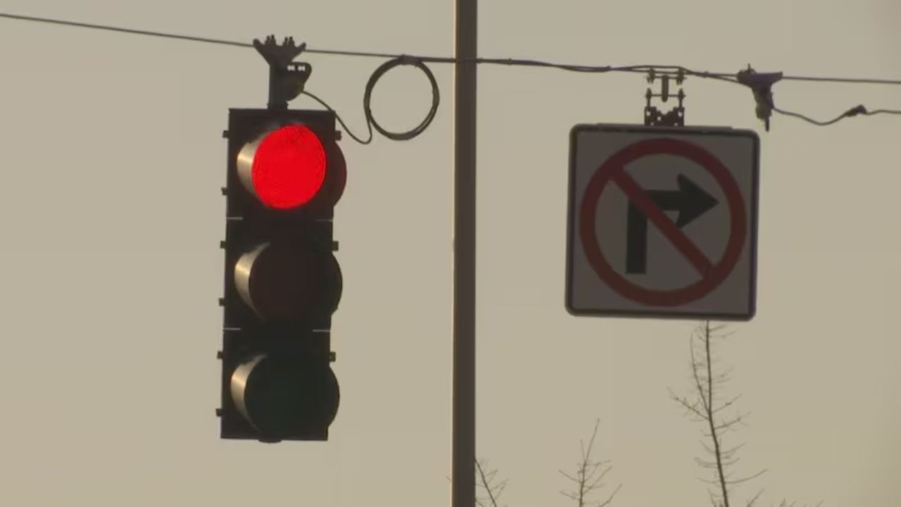 New Rules Catch South Carolina Drivers Off Guard at Red Lights