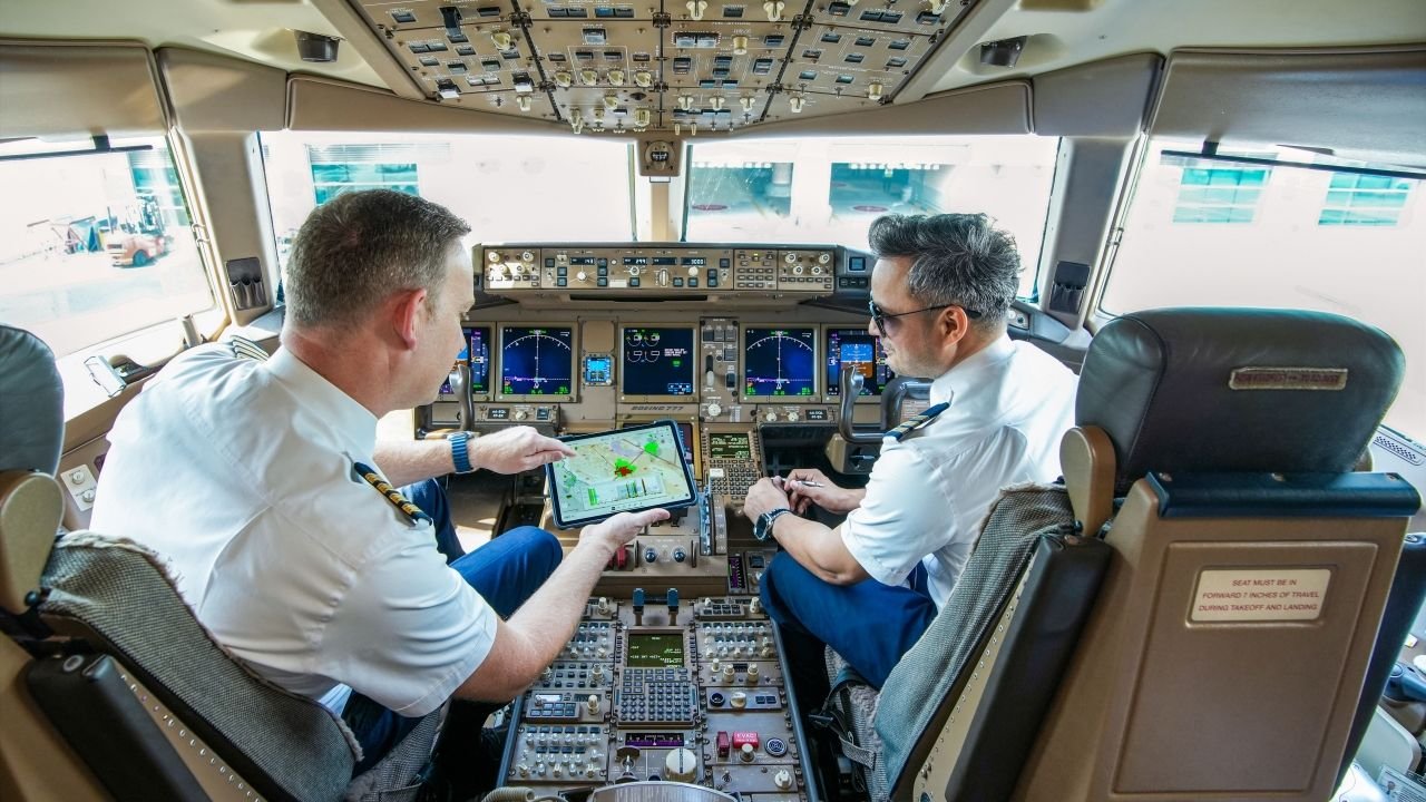 Pilots Use Cutting-Edge Tech to Smooth Flights Between UK and North Carolina