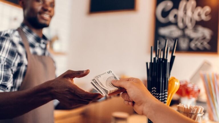 South Carolina Law on Businesses Refusing Cash