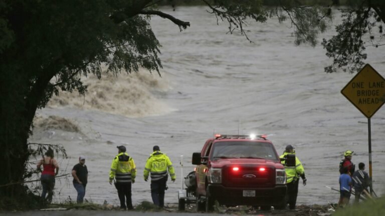 South Carolina Leaders Show Support for Texas Amid Catastrophic Flooding