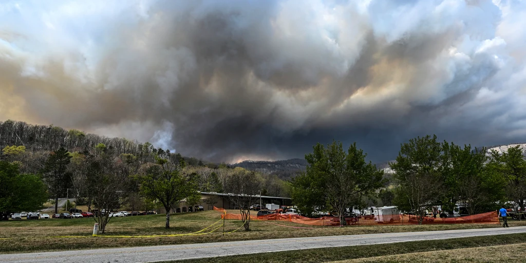Cigarettes Spark Largest Mountain Wildfire in South Carolina History, Four Arrested