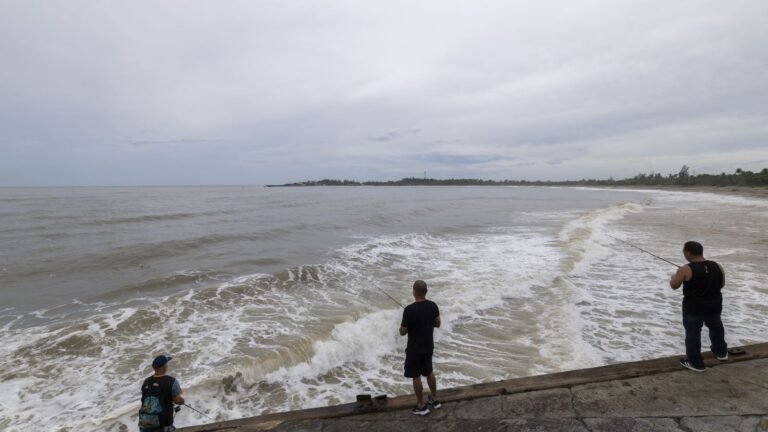 Hurricane Erin Brings Dangerous Surf and Winds to North Carolina’s Outer Banks
