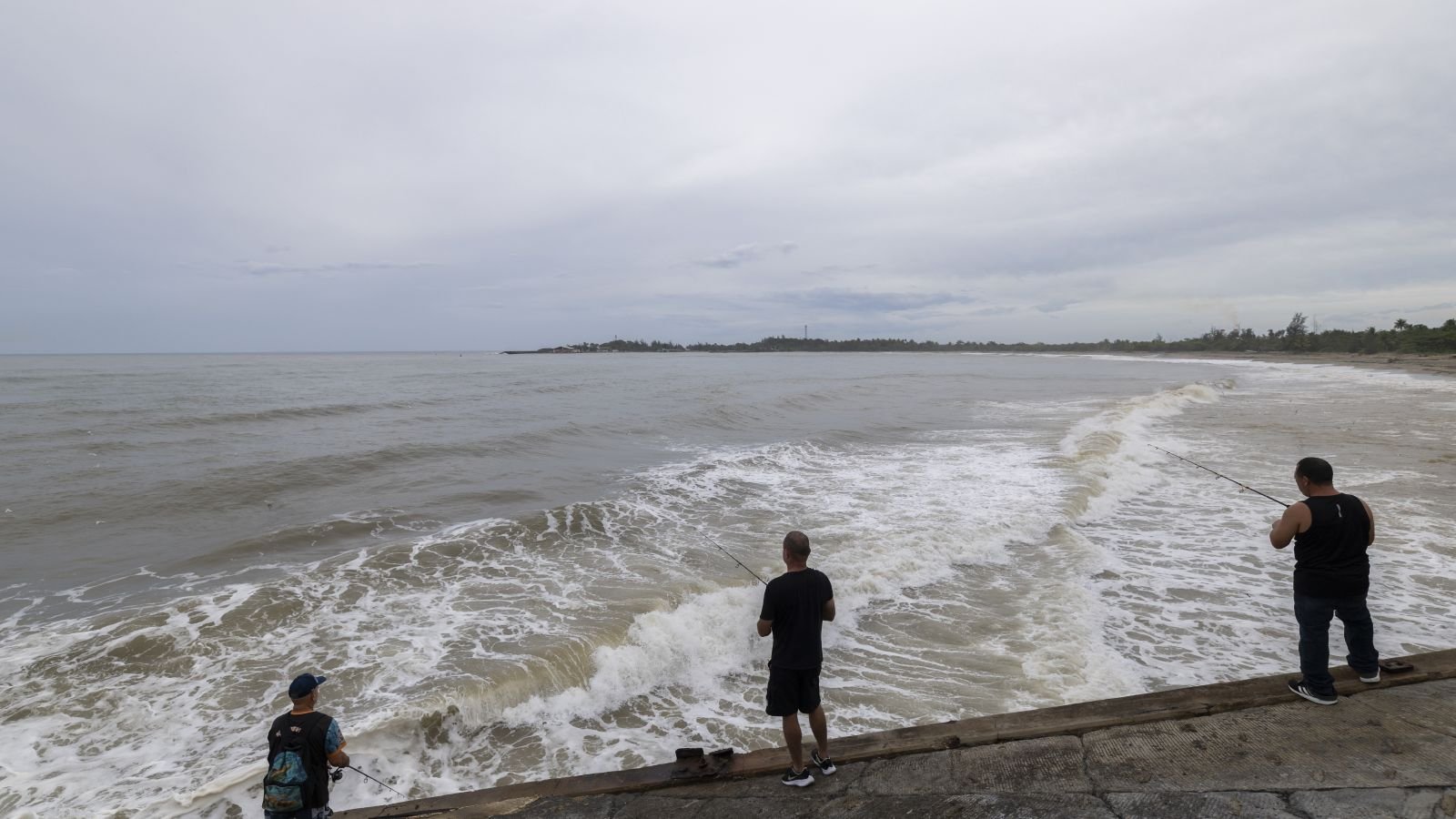 Hurricane Erin Brings Dangerous Surf and Winds to North Carolina’s Outer Banks
