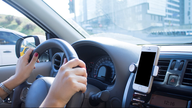 South Carolina’s New Hands-Free Driving Law Takes Effect Sept. 1