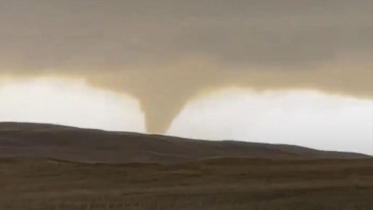 Minnesota–North Dakota Weather Alert: Severe Storms, Large Hail, and Tornado Risk from 3 PM to 9 PM Thursday