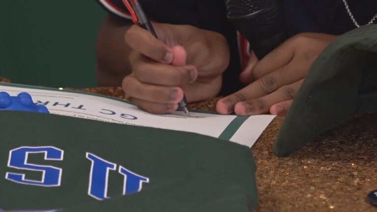 Central Georgia Students Sign ‘A Holy Moment’ to Join Inclusive College Program