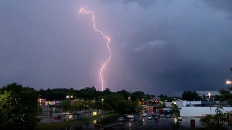 Strong Storms Trigger Weather Alert in Eastern North Carolina Thursday Evening