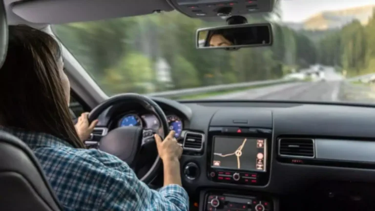 South Carolina’s Hands-Free Driving Law Begins September 1: What Drivers Need to Know