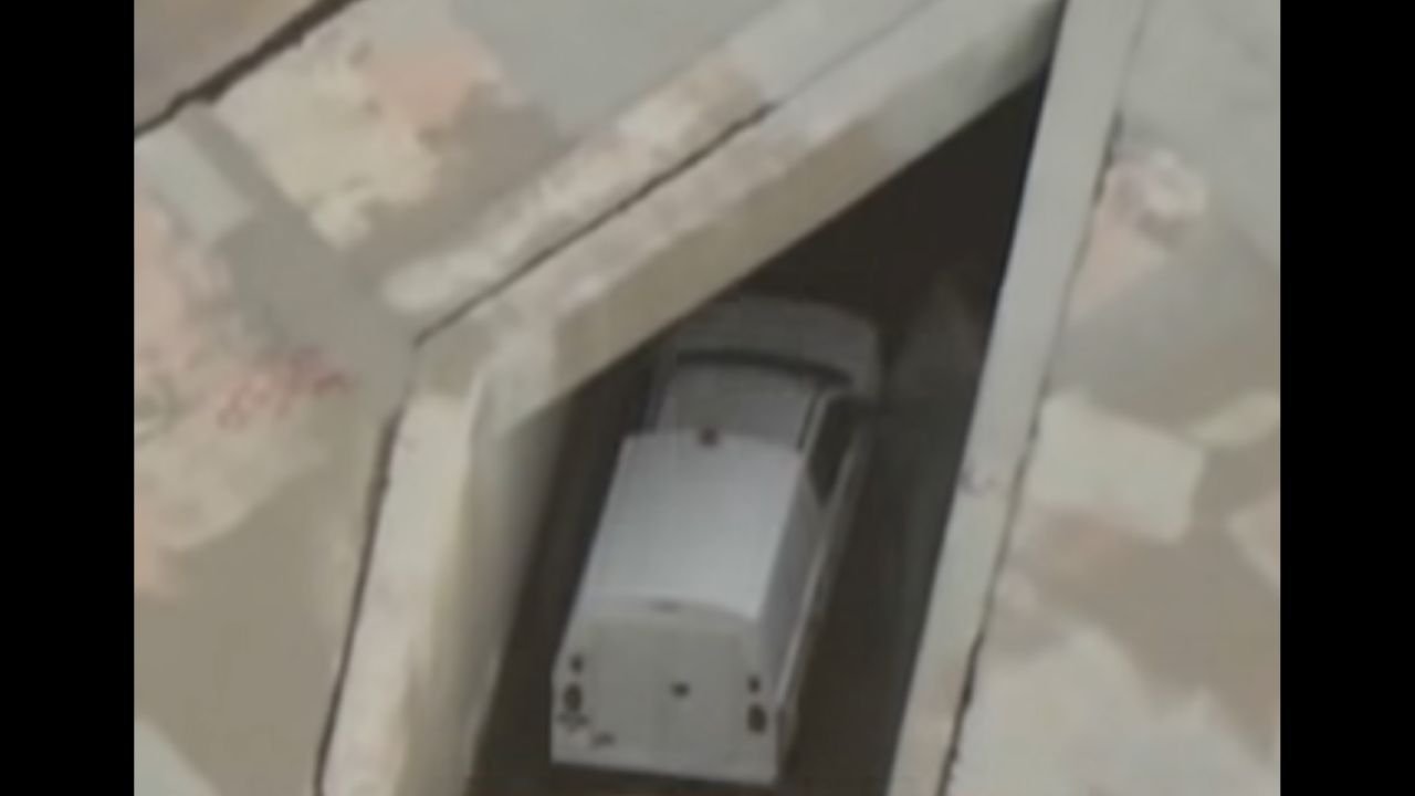 Los Angeles Car Thief Evades Police With “Video Game”-Style Escape