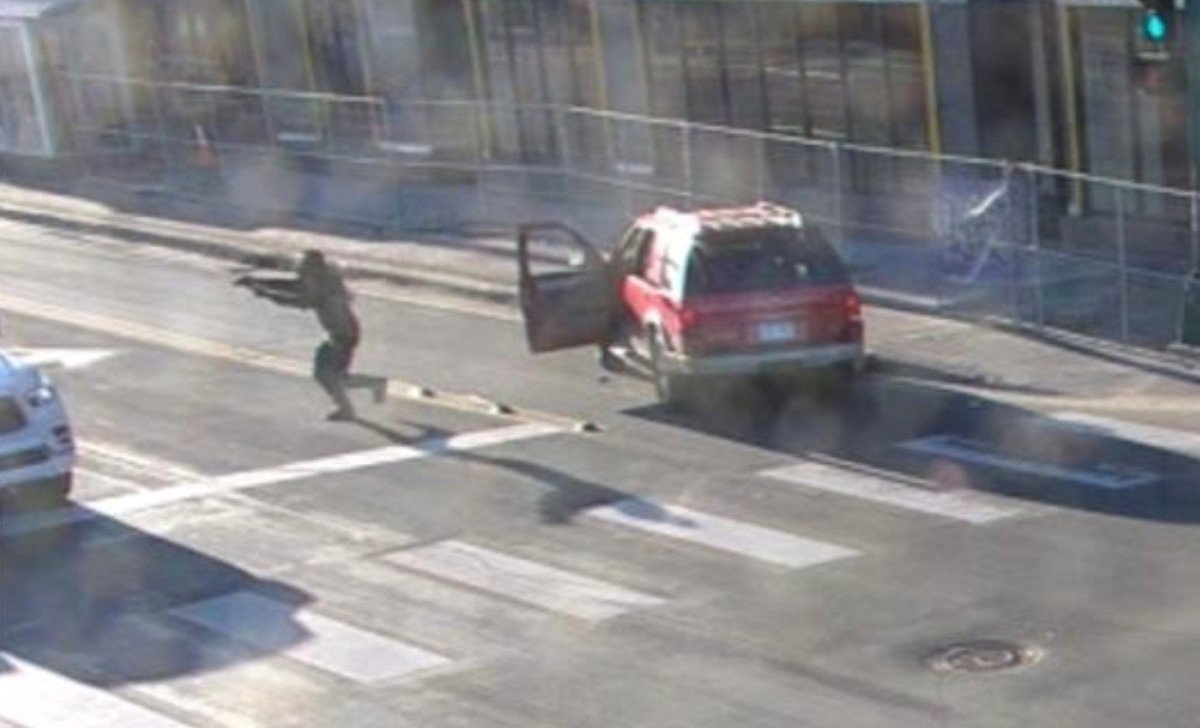 Two Dead, Child Injured After Carjacking Suspect Crashes Into Vehicle During Police Chase in Minneapolis
