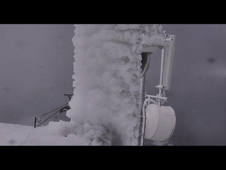 Heavy Snow Building Up at Mammoth Mountain, California as Storm Patterns Shift Favorably for More Accumulation