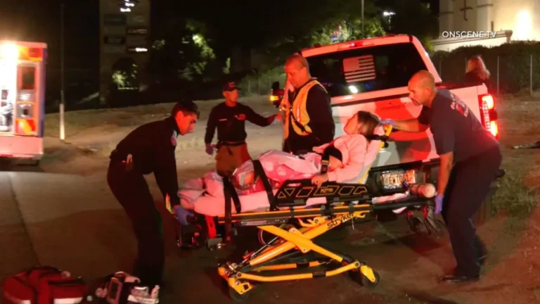 Riverside County Grandmother Helps Deliver Baby on Busy Highway