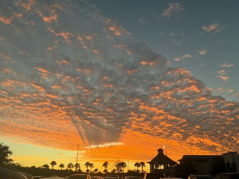 Rare Hole Punch Cloud Forms Over Myrtle Beach, Creating Stunning Sunset Phenomenon