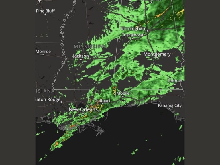 Severe Thunderstorms Drench Gulf Coast as Lightning and Flooding Hit Louisiana, Mississippi, and Alabama