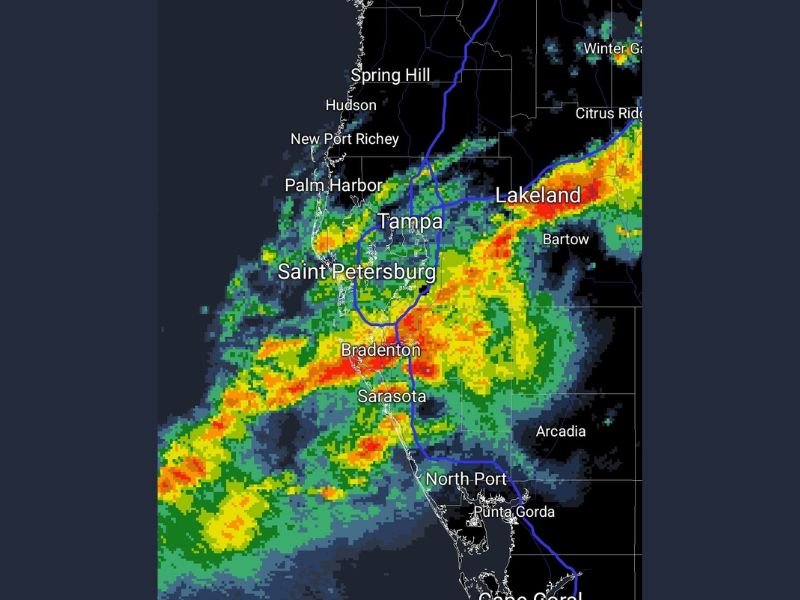 Heavy Rain Band Pushes South of I-4 in Florida, Radar Shows Downpours Targeting Tampa Bay to Sarasota and Bradenton