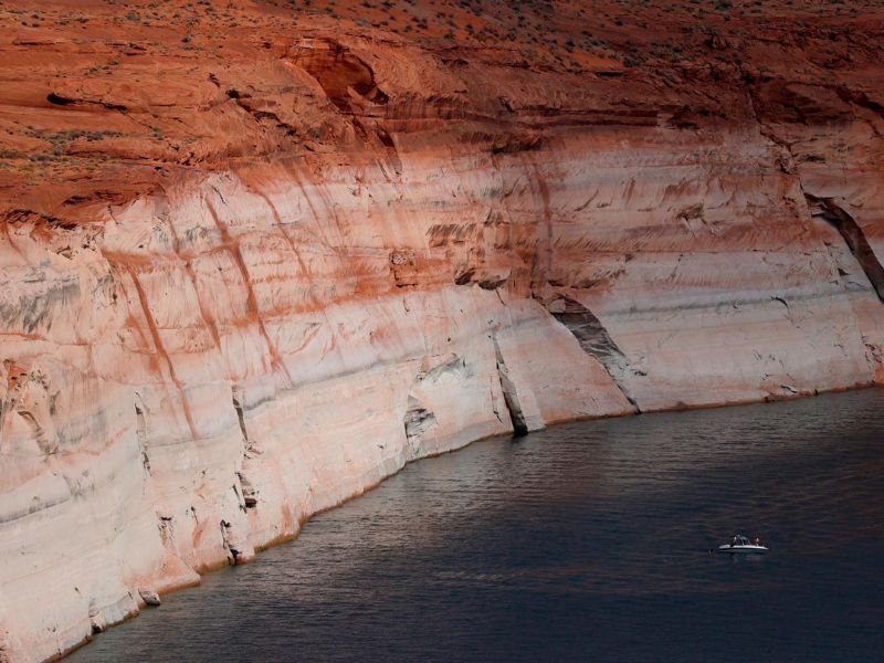 Lake Powell in Arizona and Utah Drops 31 Feet, Raising Fresh Concerns for Colorado River Water and Power Supplies