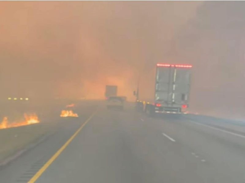 Louisiana I-12 Shutdown in St. Tammany Parish After Major Wildfire Sparks Smoke-Choked Conditions Near Highways 59 and 434