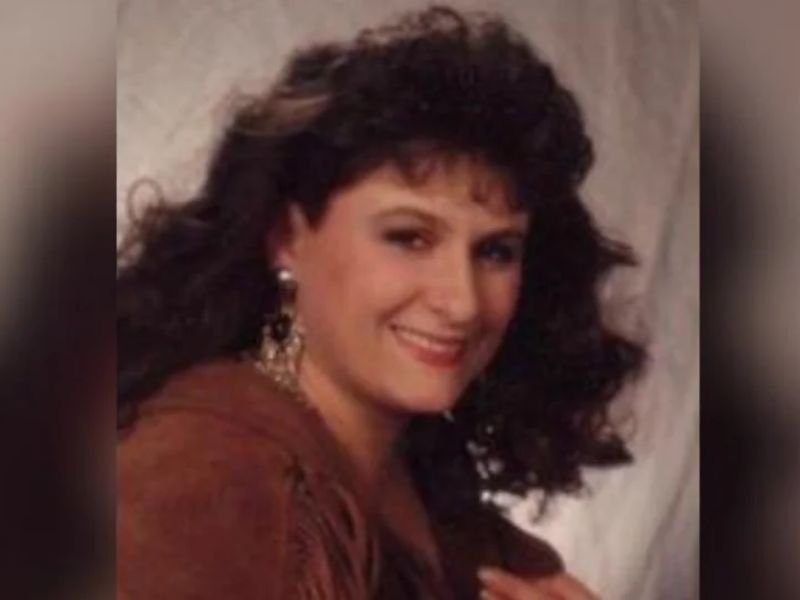 North Carolina Mom Michele Hundley Smith Found Alive 24 Years After Vanishing During Christmas Shopping Trip in 2001