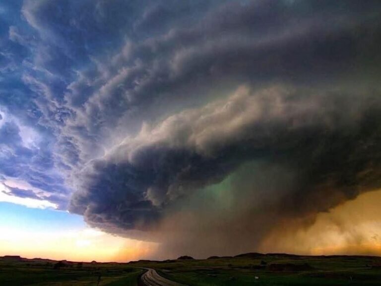 Sudden Stratospheric Warming Weakens Polar Vortex High Above Earth, Potentially Fueling Severe Storms and Tornado Outbreaks Across the United States