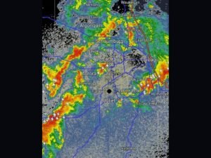 Chicago Illinois Storms Weaken Late Thursday Night But Heavy Rain and Lightning Continue Across Metro Areas