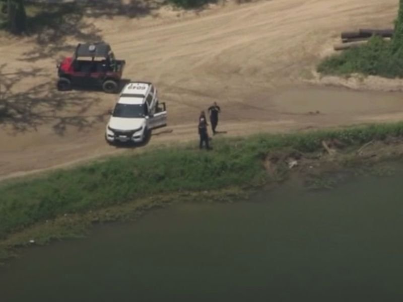 Man Drowns After Attempting to Swim Across Lake at Crosby Off-Road Park in Harris County Texas After Going Underwater and Never Resurfacing