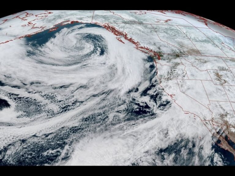 Washington State Seattle and Puget Sound Brace for Midweek Rain and Mountain Snow Before Warmest Spring Weekend Surge Into 60s and Near 70 Degrees
