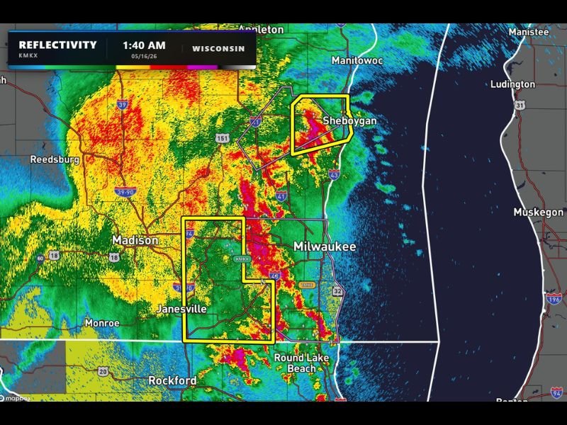 Intense Lightning and Gusty Winds Strike Milwaukee Wisconsin at 1:40 AM as Weakening Severe Storms Light Up the Skies Across the Metro and Surrounding Areas