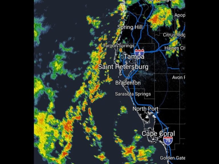 Overnight Rain and Possible Thunder Moving Onshore Along Western Florida Peninsula From Tampa to Cape Coral as Moisture Slowly Pushes East Wednesday Night