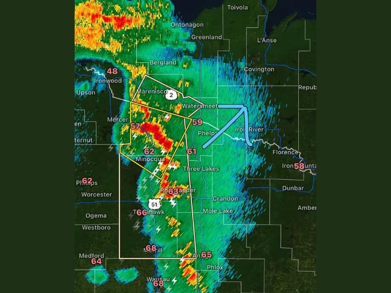 Strong Gusty Storm Enters Upper Peninsula of Michigan at 1 AM Tracking Toward Watersmeet and Iron River With Active Warning Polygons Covering Minocqua and Rhinelander Corridors